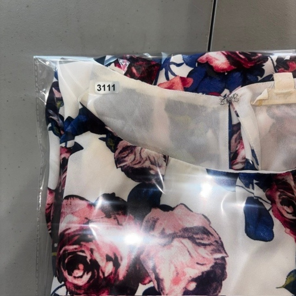 Olive & Oak Floral Sleeveless Mini Dress Pink Blue White Keyhole Back Medium - Picture 7 of 7
